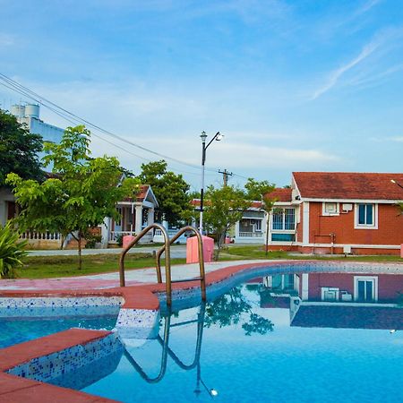 Mamalla Kudil Resort Mahabalipuram Exterior foto